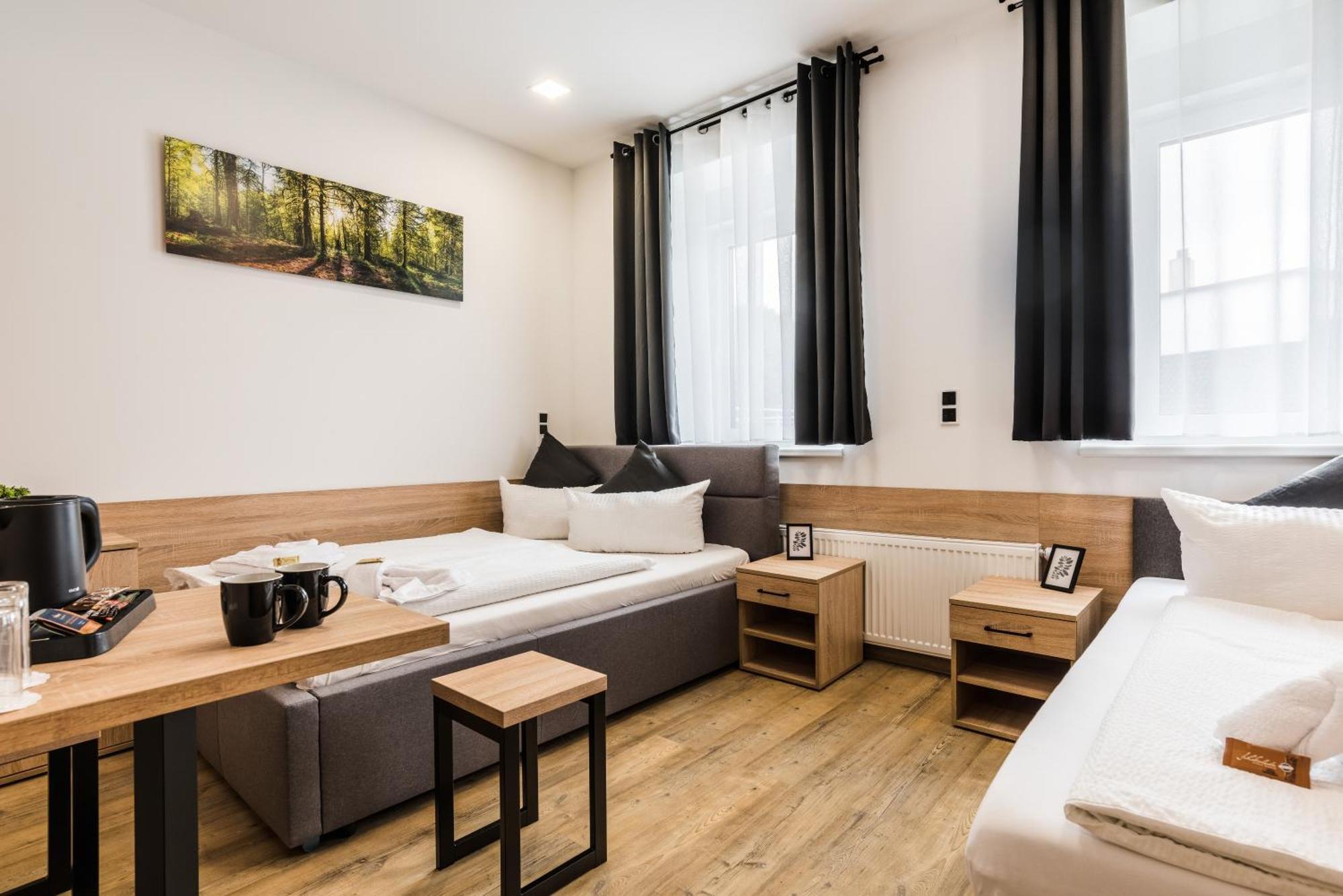 Hotel Montenegro Worms Buitenkant foto