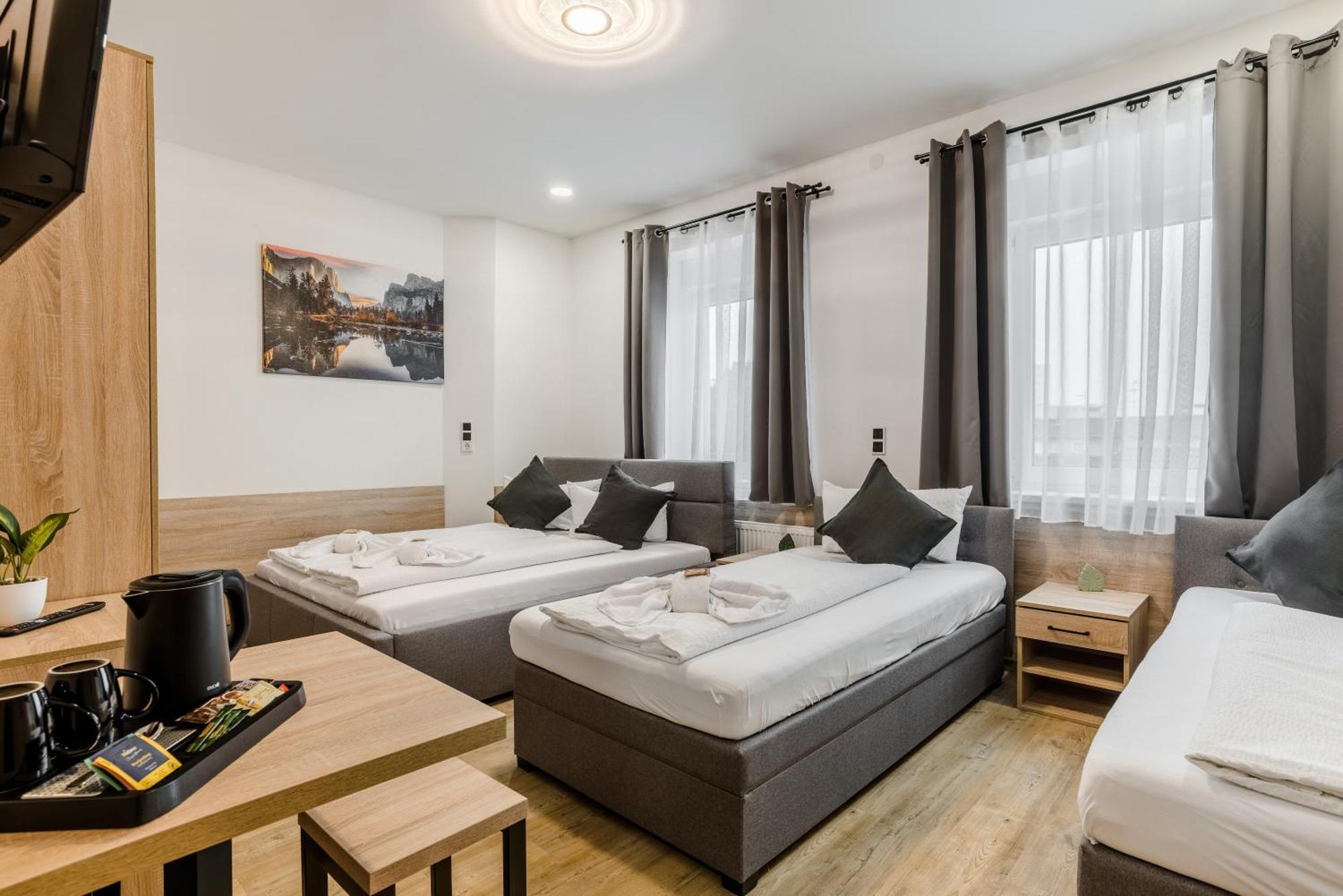 Hotel Montenegro Worms Buitenkant foto